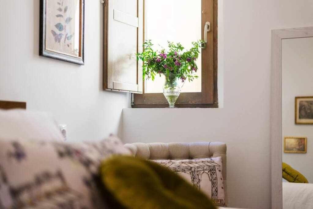 Room Boutique Calma Nerea By Kubik Caces المظهر الخارجي الصورة